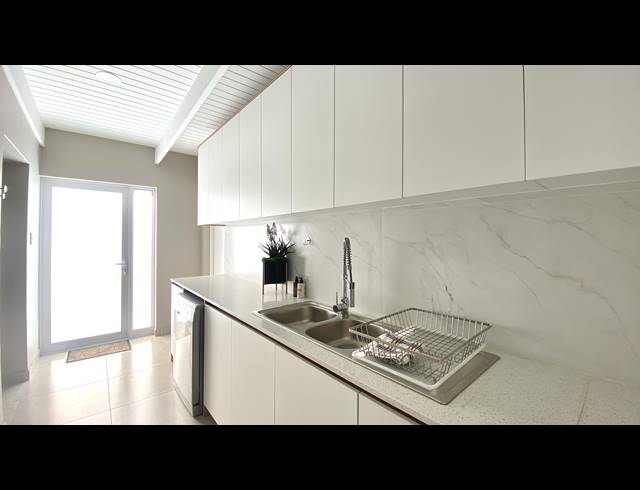 3 BEDROOM HOUSE FOR SALE IN LAMPIESBAAI